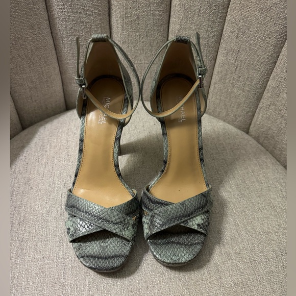 Michael Kors Diva Snake Print High Heels - Picture 1 of 7
